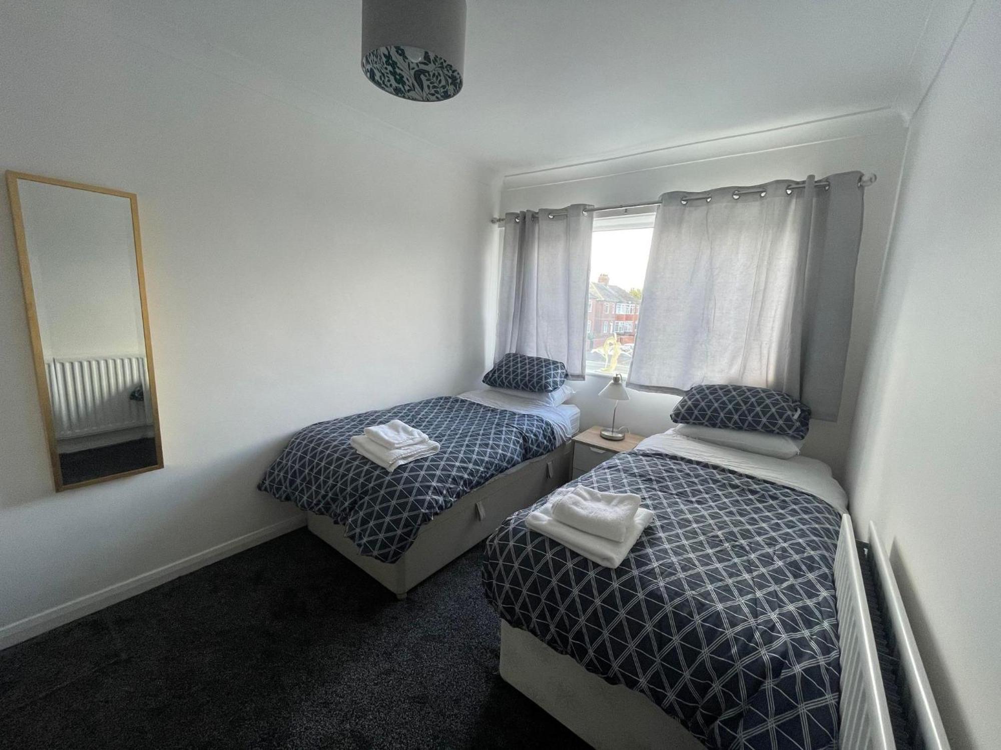 3 Bedroom Apartment With Golf Course View Newcastle upon Tyne Exterior photo